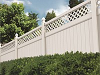 <b>White Vinyl Privacy Fence with Diagonal Lattice Top and Gothic Post Caps</b>